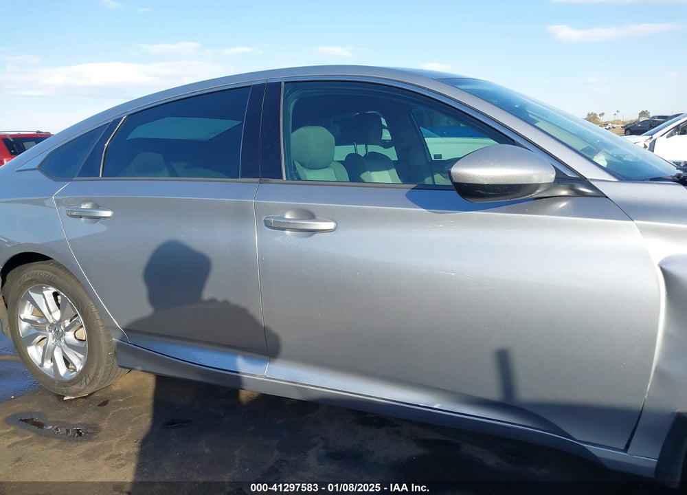 2019 HONDA ACCORD VIN: 1HGCV1F1XKA159286