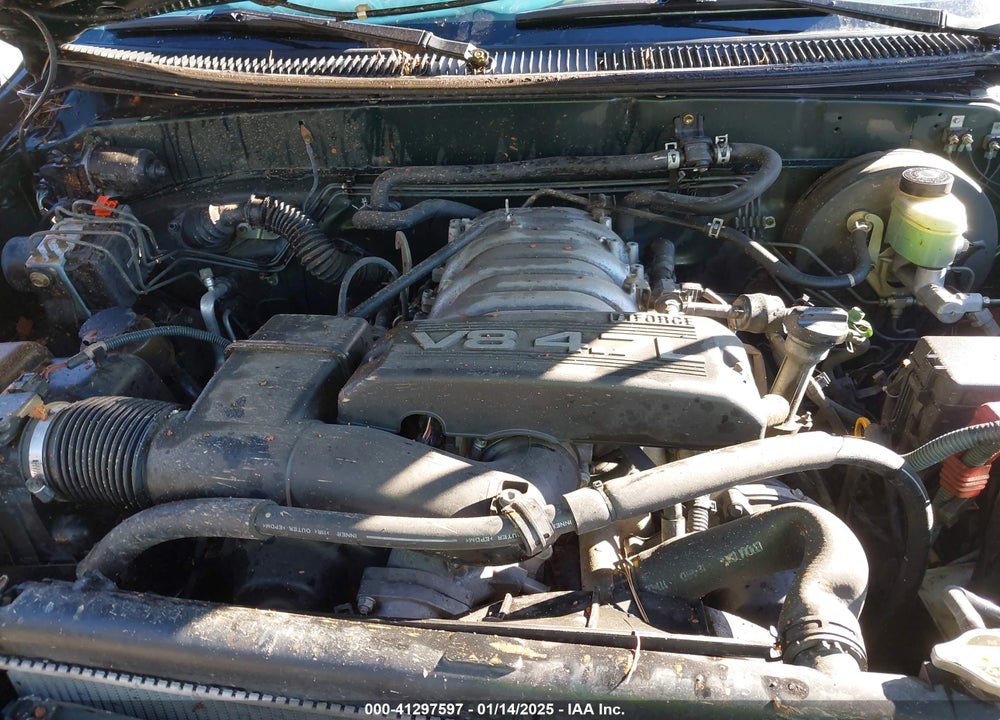 2003 TOYOTA TUNDRA LTD V8 VIN: 5TBBT48153S382556