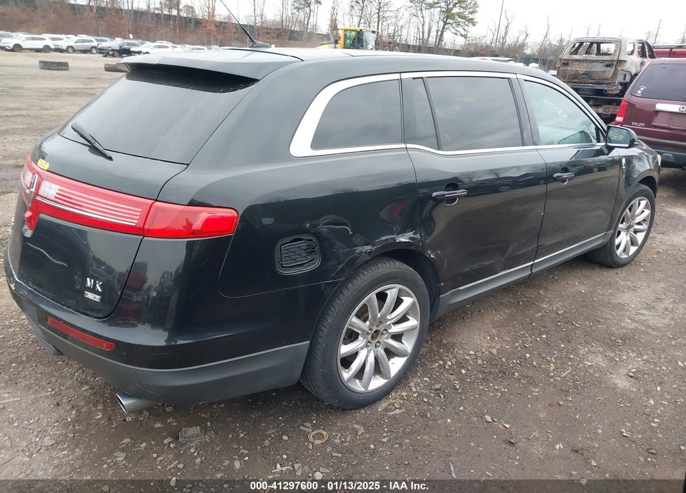 2010 LINCOLN MKT VIN: 2LMHJ5ARXABJ20494