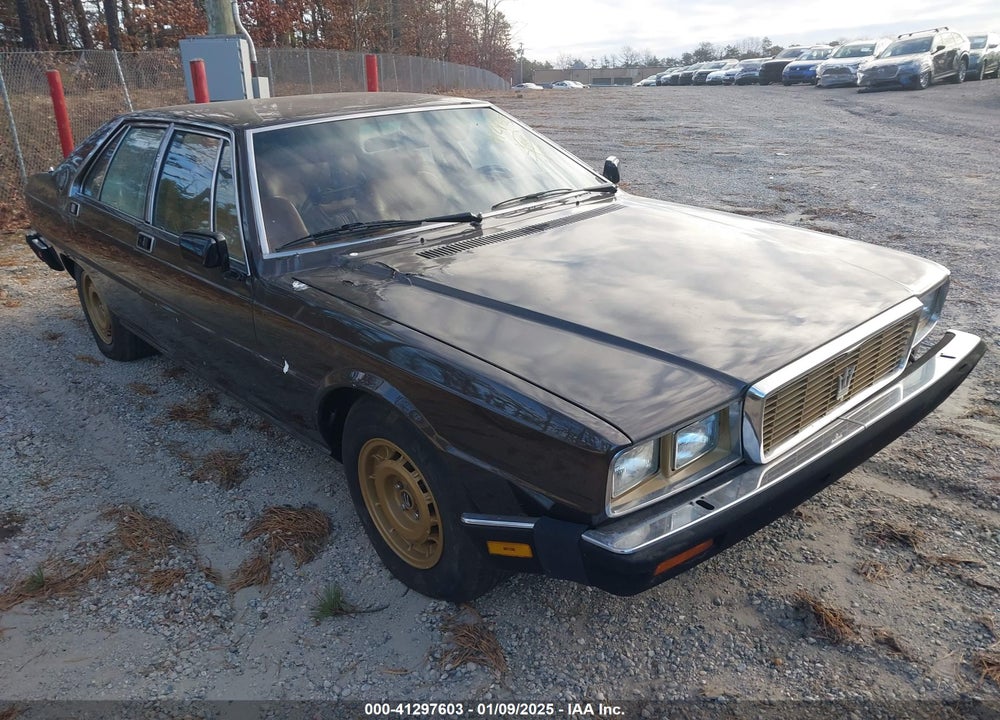 1982 MASERATI QUATTROPORTE VIN: ZAMBC1102CA301920