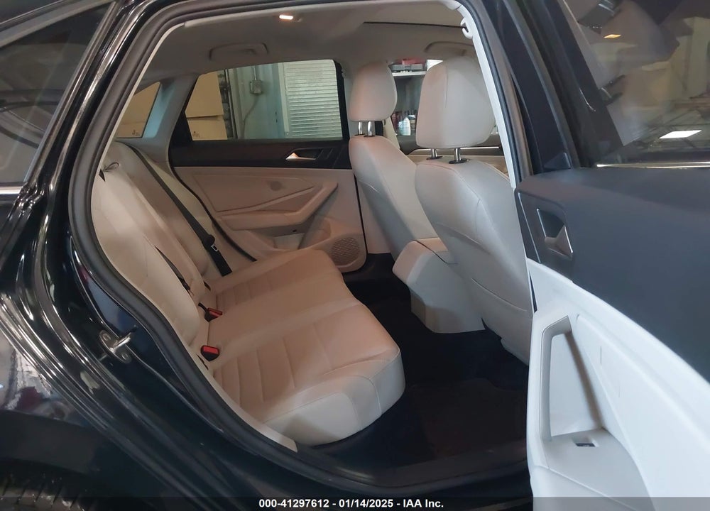 2022 VOLKSWAGEN JETTA VIN: 3VW7M7BU1NM014468