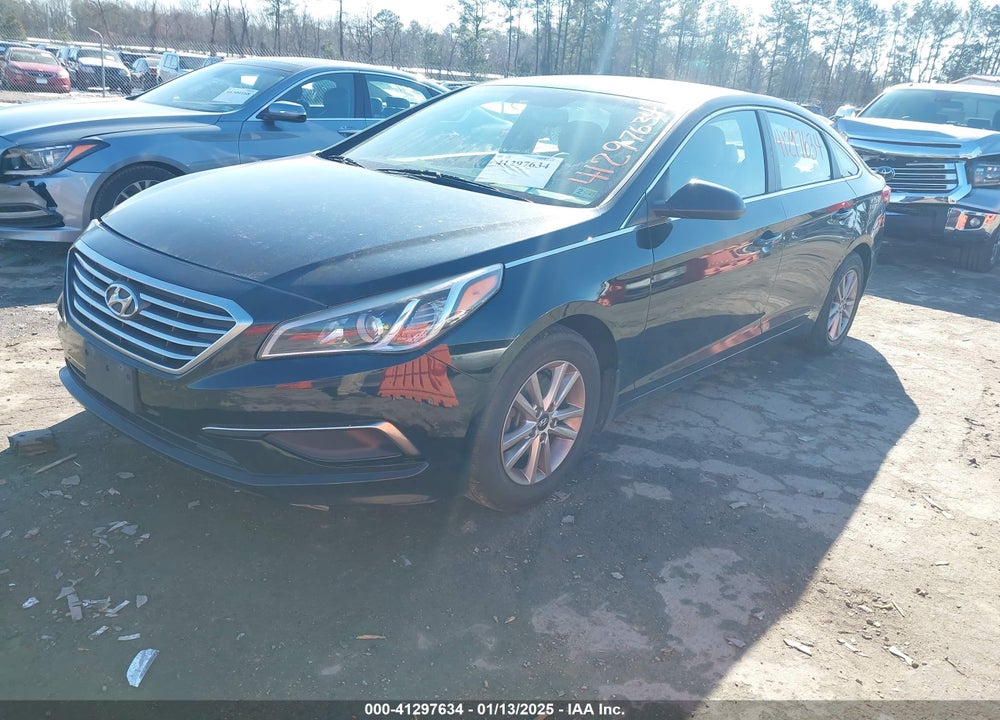 2017 HYUNDAI SONATA VIN: 5NPE24AFXHH583038