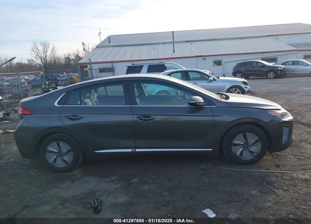 2022 HYUNDAI IONIQ HYBRID SE VIN: KMHC75LC6NU275962