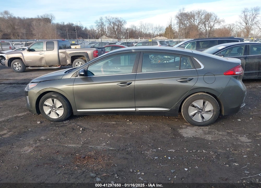 2022 HYUNDAI IONIQ HYBRID SE VIN: KMHC75LC6NU275962