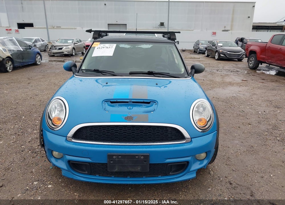 2012 MINI COOPER VIN: WMWSV3C57CT387407