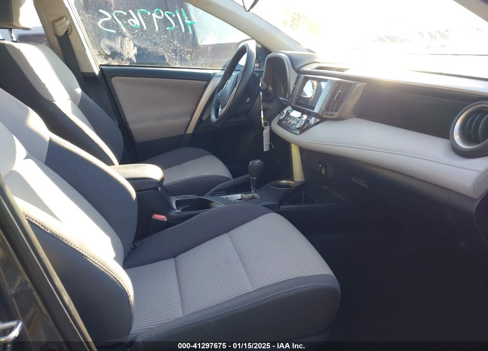 2014 TOYOTA RAV4 XLE VIN: 2T3RFREV6EW149501