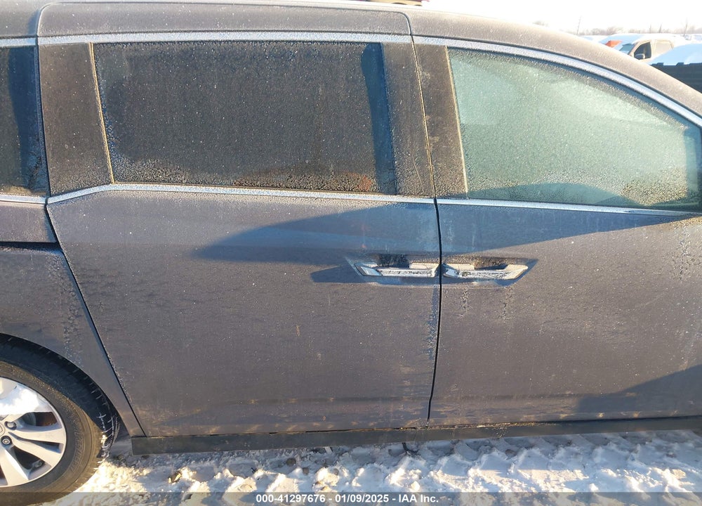 2015 HONDA ODYSSEY VIN: 5FNRL5H6XFB131130