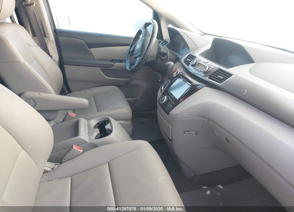 2015 HONDA ODYSSEY VIN: 5FNRL5H6XFB131130
