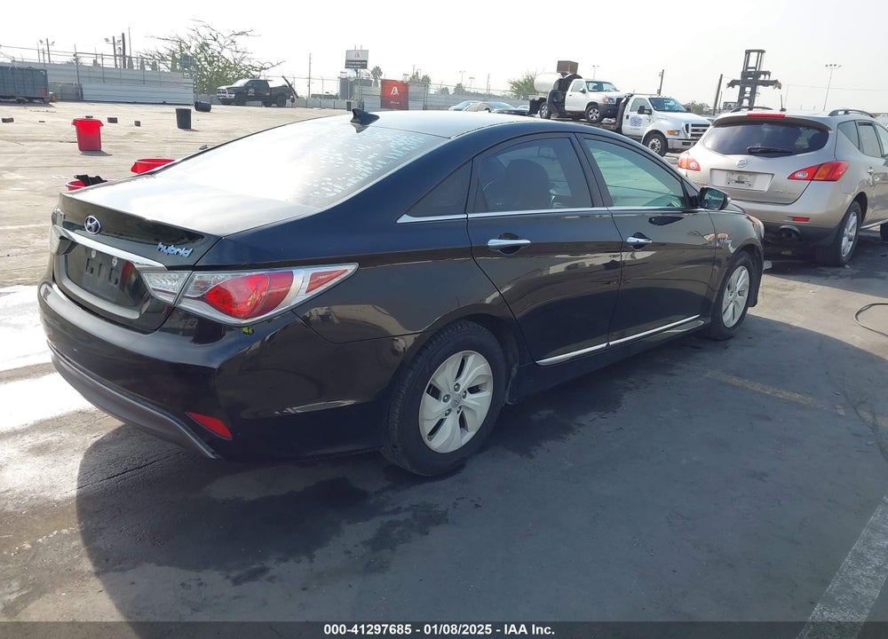 2015 HYUNDAI SONATA HYBRID VIN: KMHEC4A4XFA139668