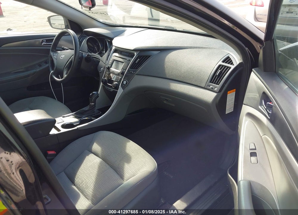 2015 HYUNDAI SONATA HYBRID VIN: KMHEC4A4XFA139668