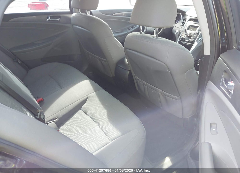 2015 HYUNDAI SONATA HYBRID VIN: KMHEC4A4XFA139668