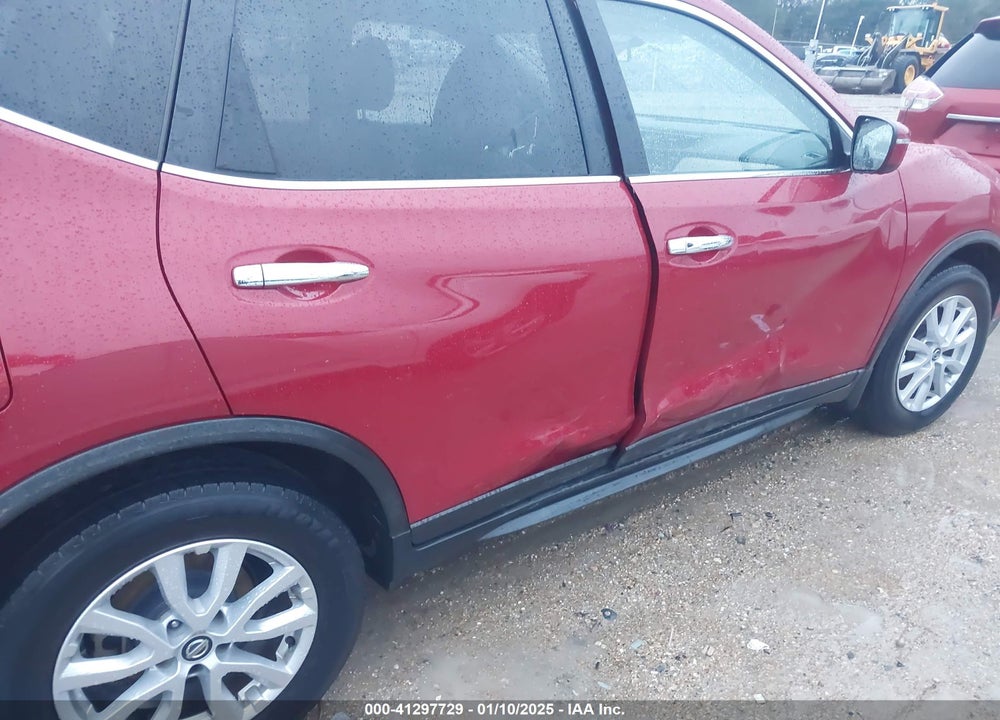 2017 NISSAN ROGUE SV VIN: JN8AT2MT0HW394107