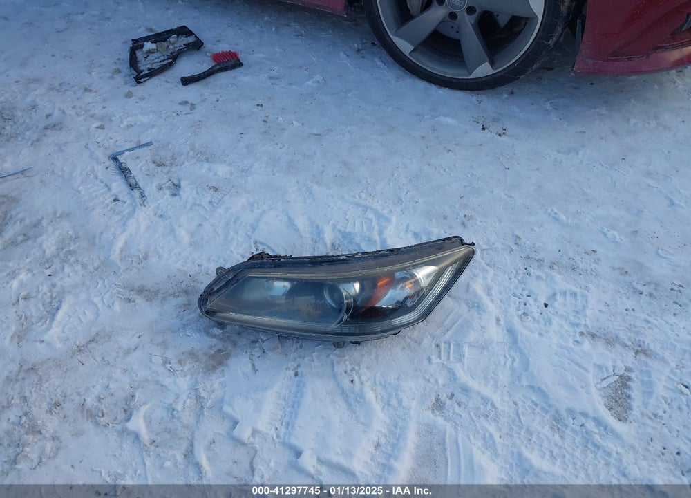 2013 HONDA ACCORD VIN: 1HGCR2F3XDA166382