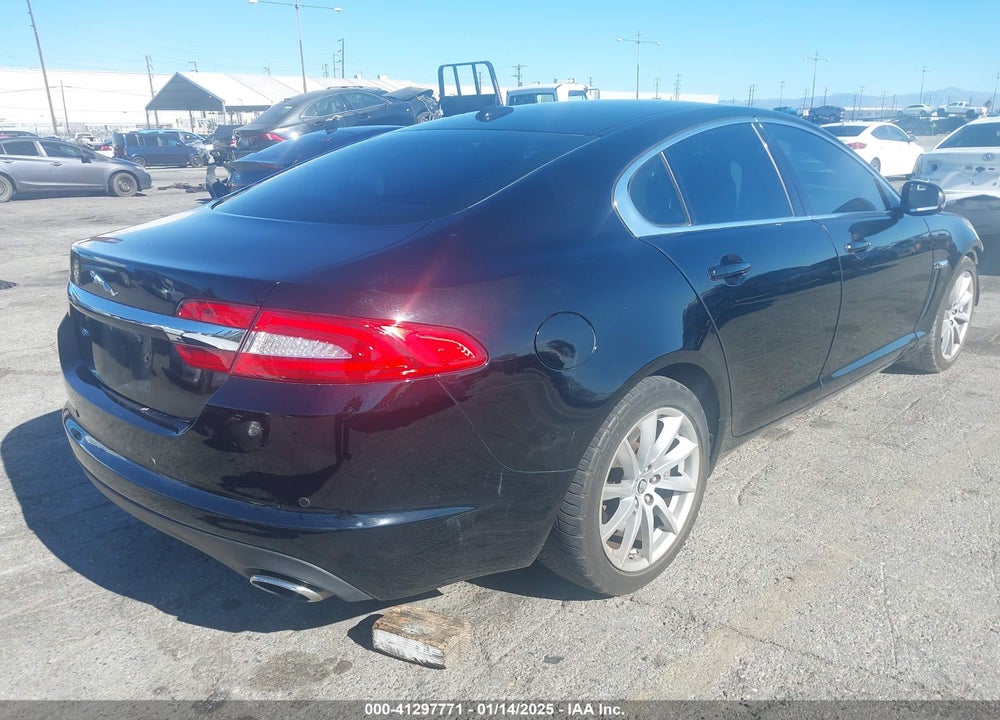2012 JAGUAR XF VIN: SAJWA0FB5CLS28712