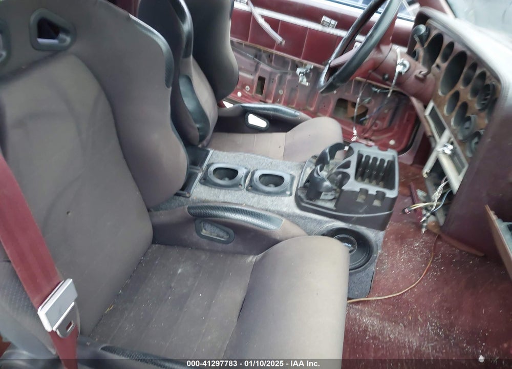 1984 PONTIAC GRAND PRIX VIN: 2G2AJ37H8E2229101