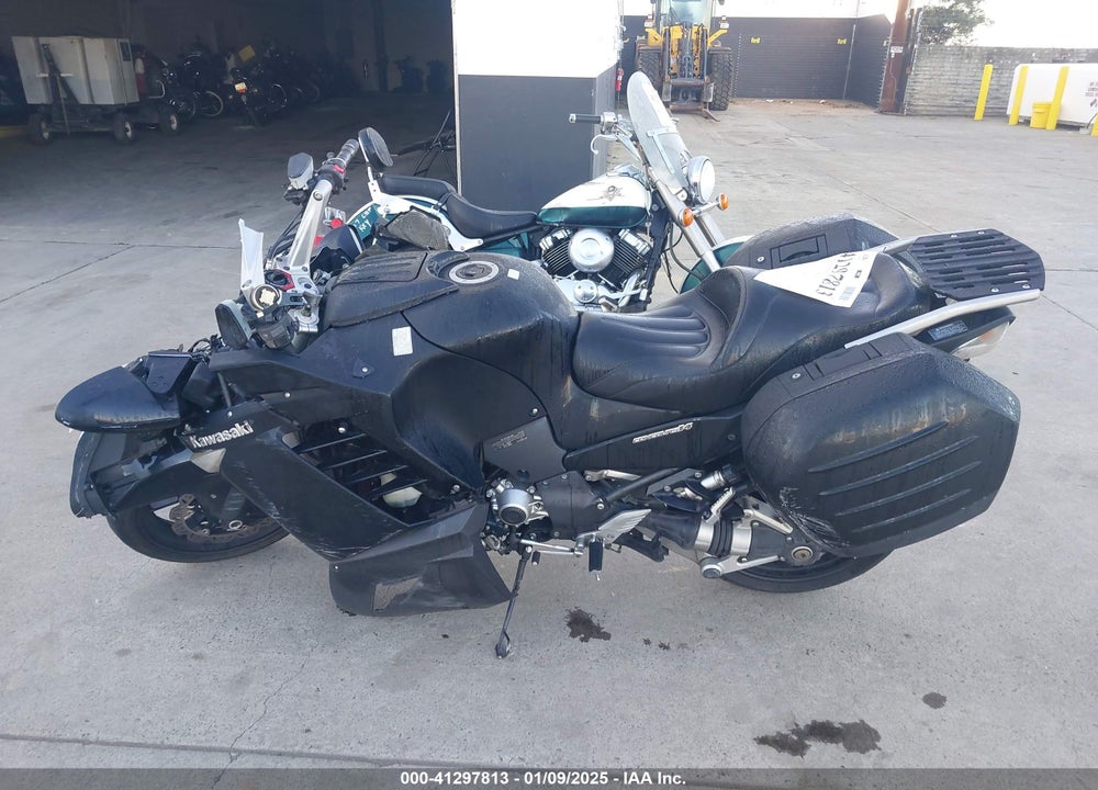 2009 KAWASAKI ZG1400 B VIN: JKBZGNB119A010796
