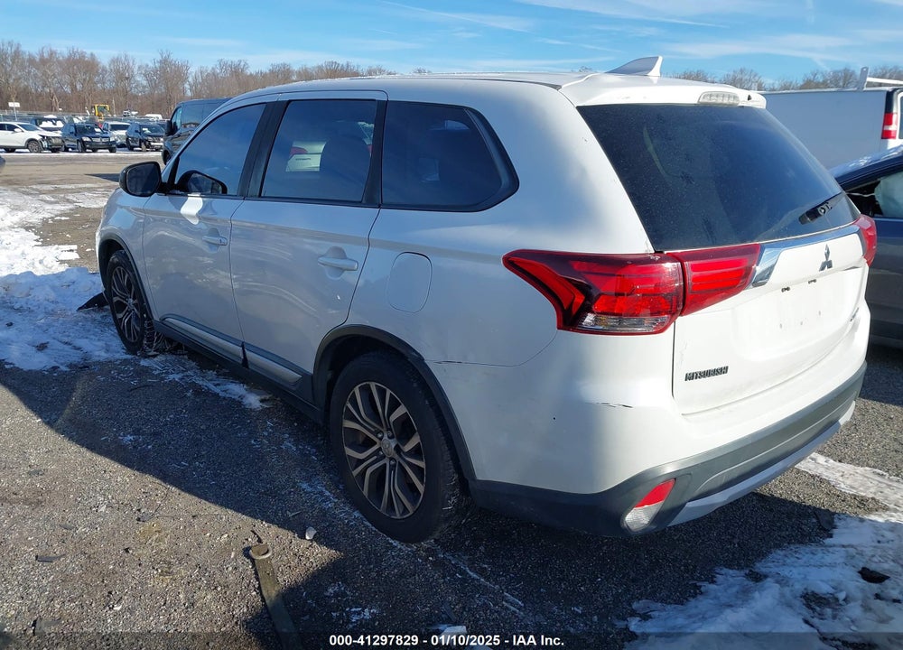2017 MITSUBISHI OUTLANDER ES VIN: JA4AD2A33HZ010519
