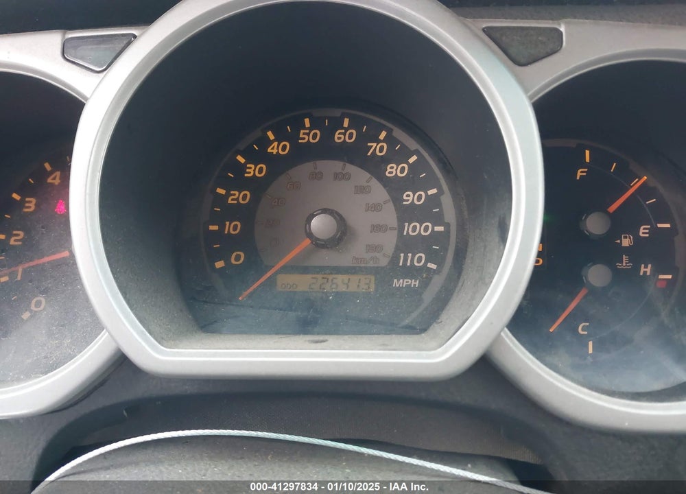 2004 TOYOTA 4RUNNER SR5 V6 VIN: JTEBU14R340052039