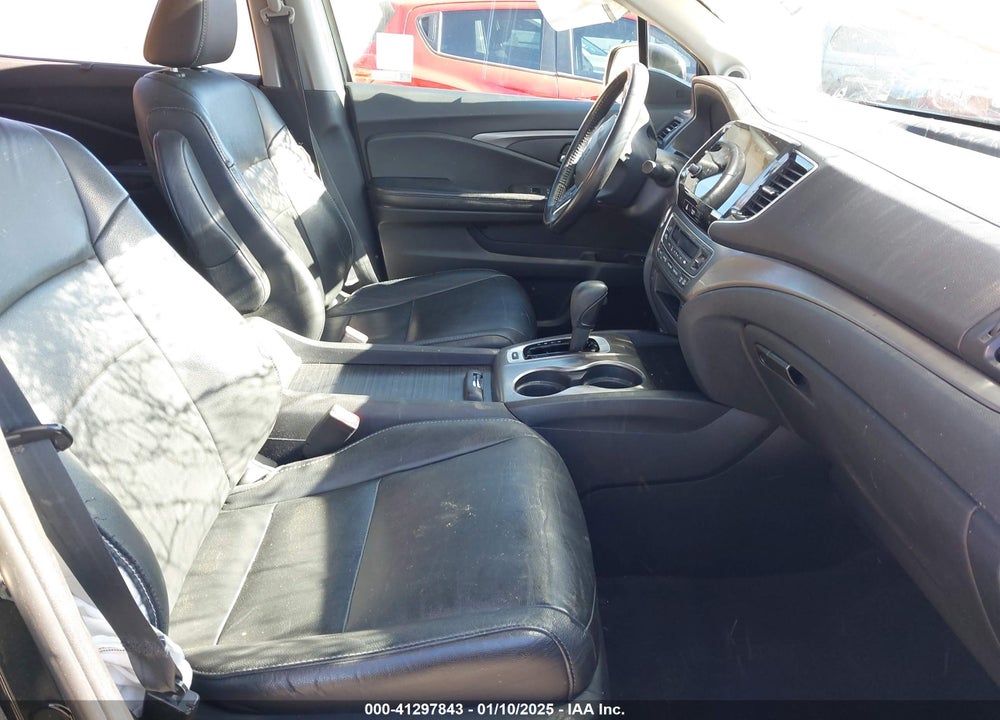 2019 HONDA PILOT EX-L VIN: 5FNYF5H52KB040020