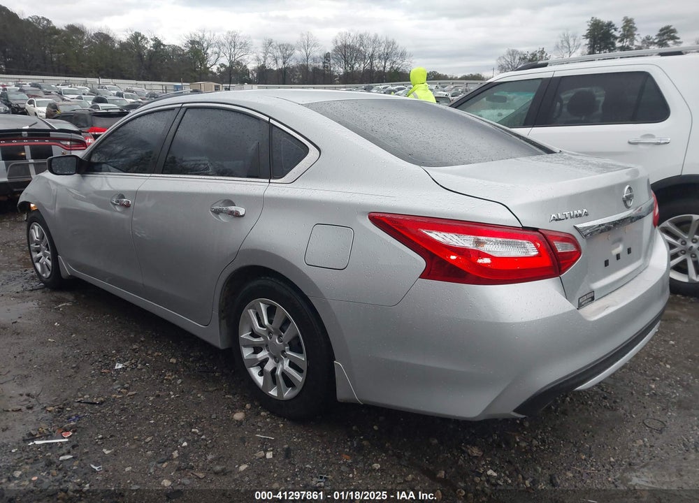 2017 NISSAN ALTIMA VIN: 1N4AL3AP9HN335366