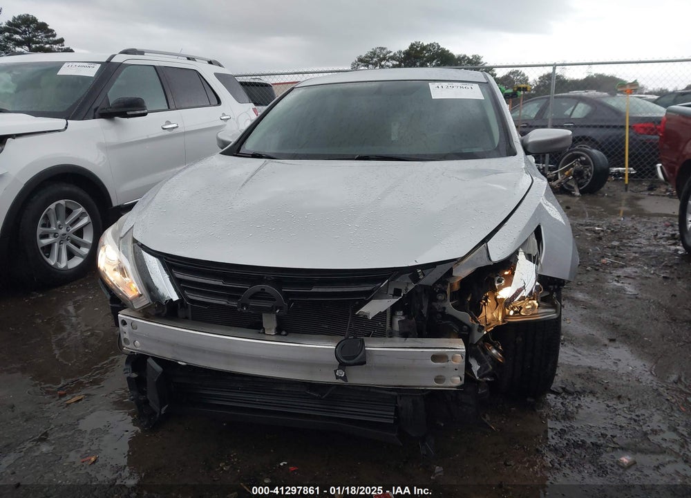 2017 NISSAN ALTIMA VIN: 1N4AL3AP9HN335366