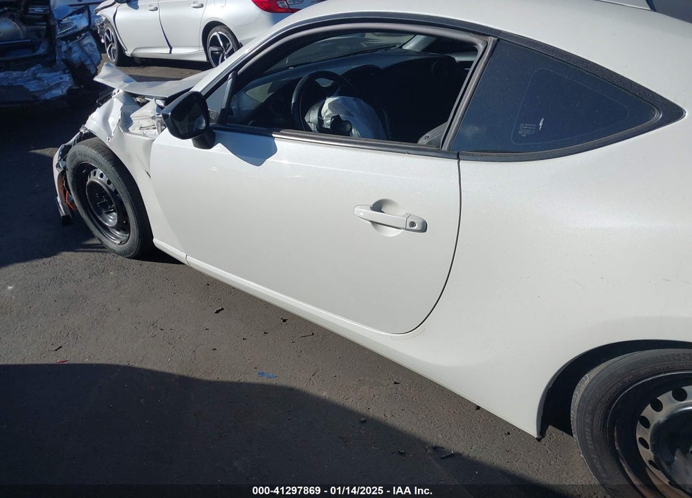 2018 TOYOTA 86 VIN: JF1ZNAE19J9701588