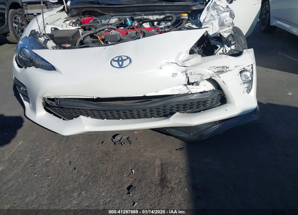 2018 TOYOTA 86 VIN: JF1ZNAE19J9701588