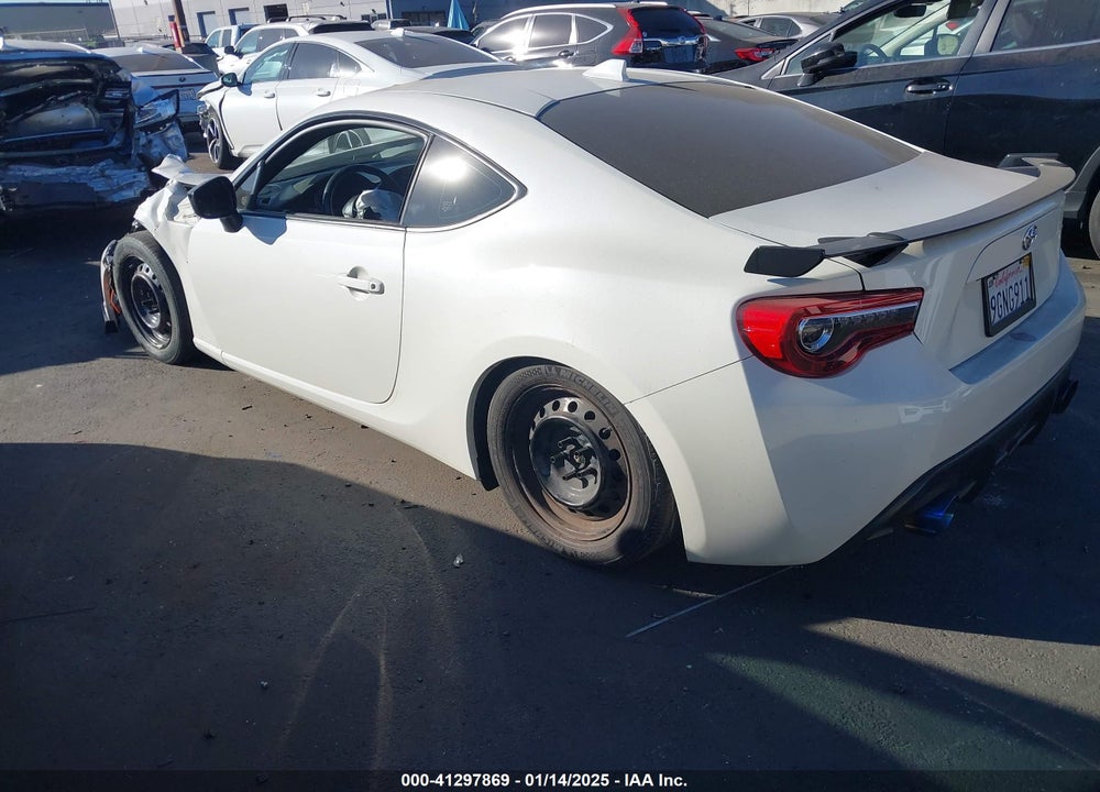2018 TOYOTA 86 VIN: JF1ZNAE19J9701588