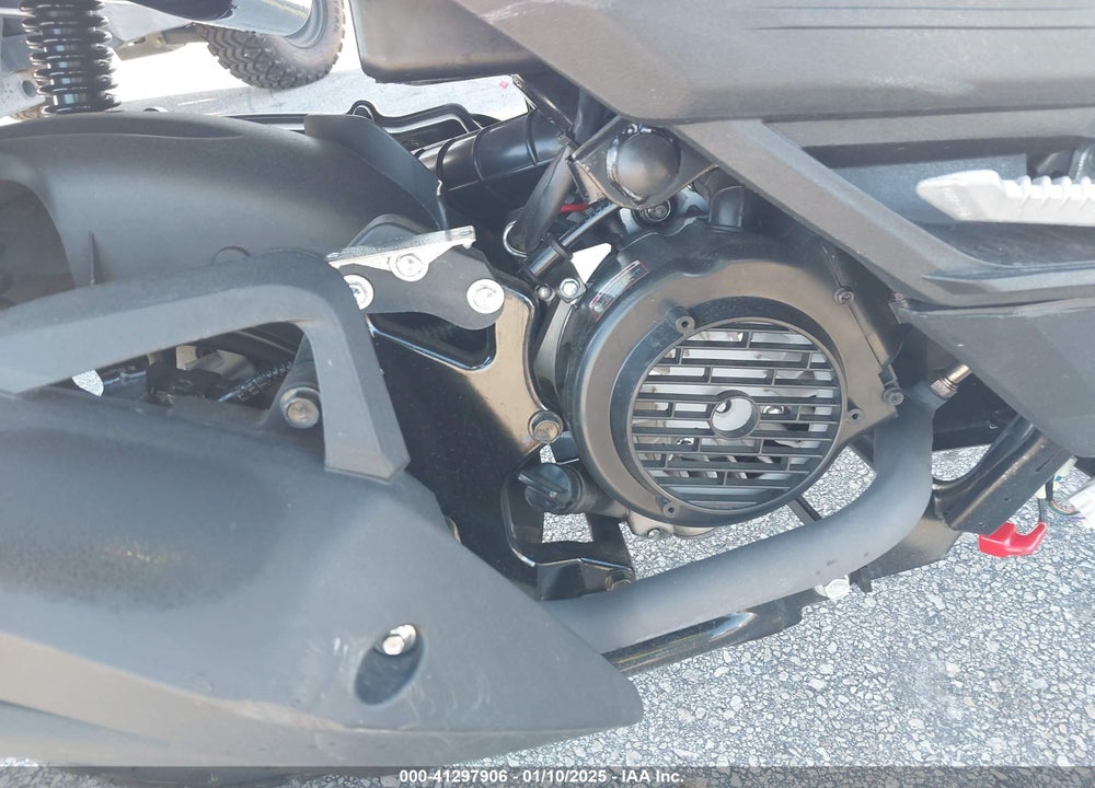 2024 TZTC SCOOTER VIN: HZ2TCDL46R1000250