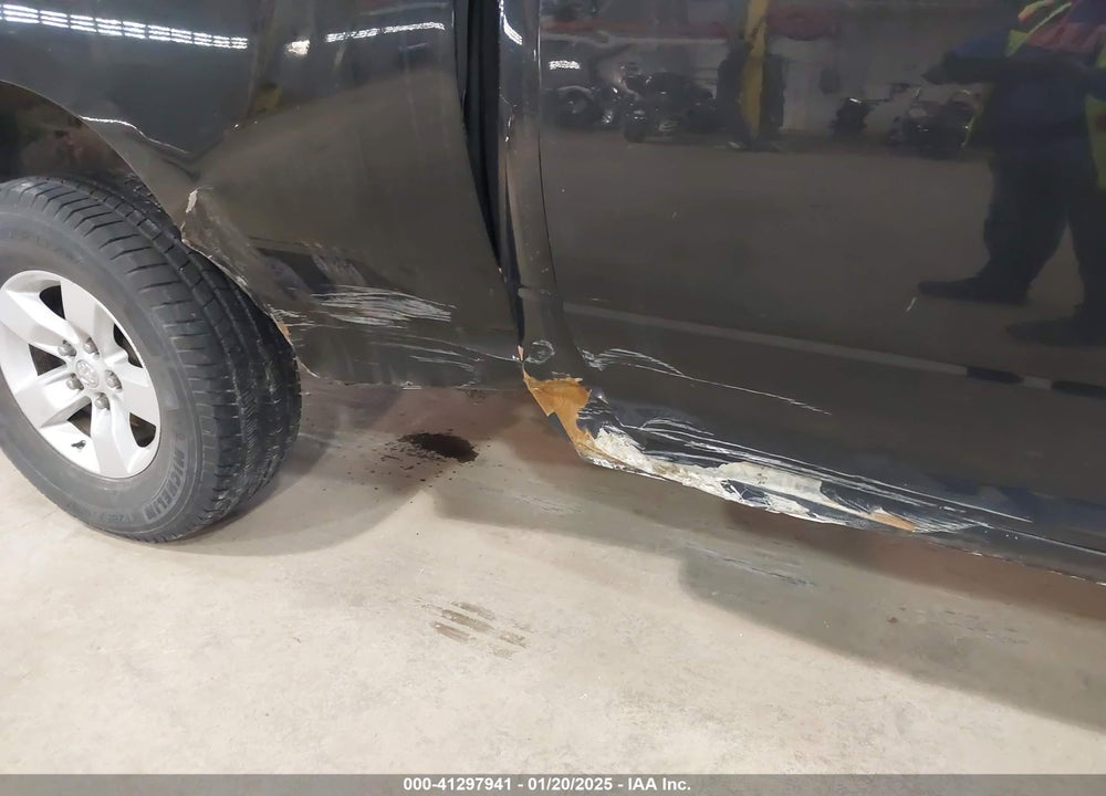 2016 RAM 1500 VIN: 1C6RR7TT2GS287097