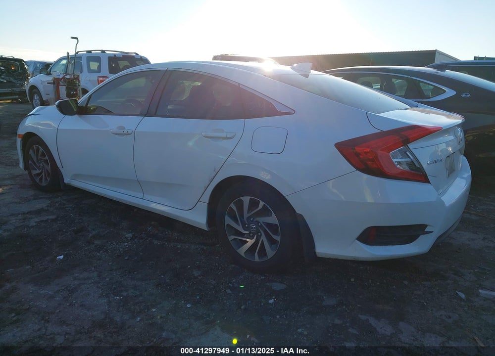 2018 HONDA CIVIC VIN: 2HGFC2F73JH568288