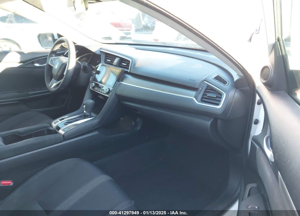 2018 HONDA CIVIC VIN: 2HGFC2F73JH568288