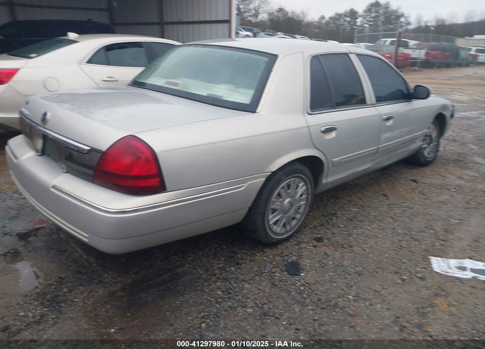 2008 MERCURY GRAND MARQUIS GS VIN: 2MEFM74V48X604790