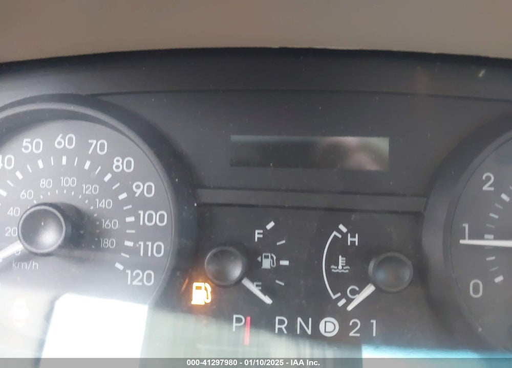 2008 MERCURY GRAND MARQUIS GS VIN: 2MEFM74V48X604790