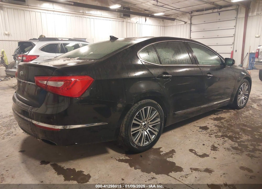 2014 KIA CADENZA PREMIUM VIN: KNALN4D70E5165860