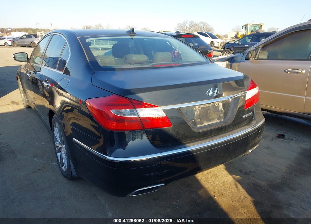 2012 HYUNDAI GENESIS 3.8 VIN: KMHGC4DD1CU184125