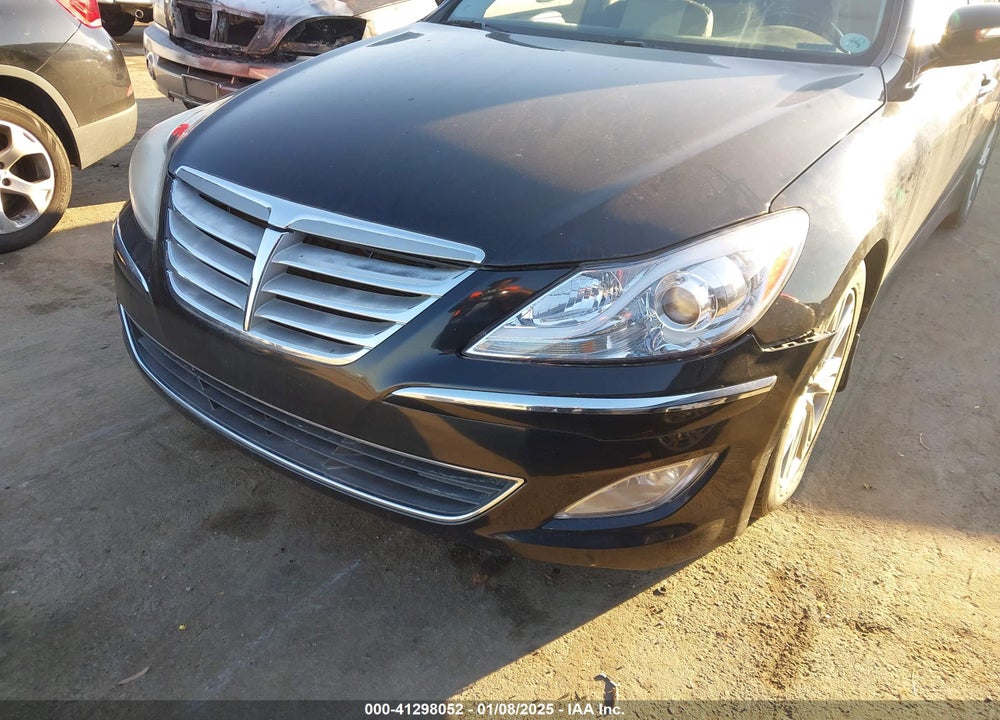 2012 HYUNDAI GENESIS 3.8 VIN: KMHGC4DD1CU184125