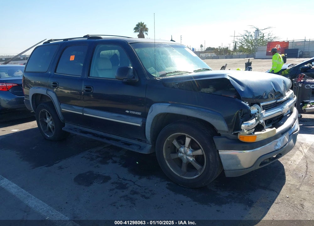 2002 CHEVROLET TAHOE LT VIN: 1GNEK13TX2R324834