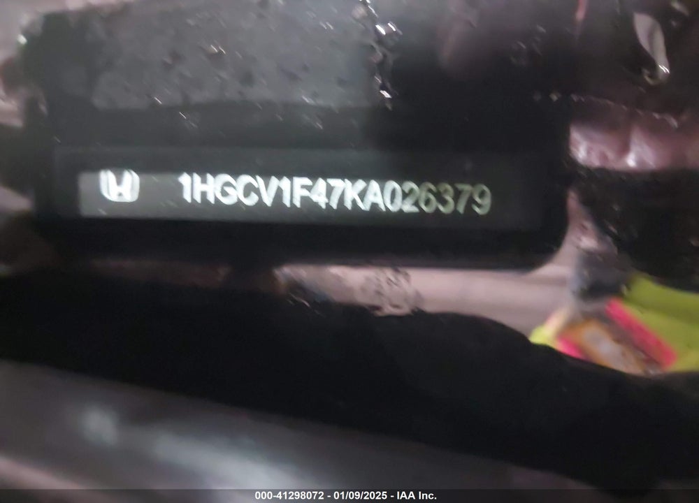 2019 HONDA ACCORD VIN: 1HGCV1F47KA026379
