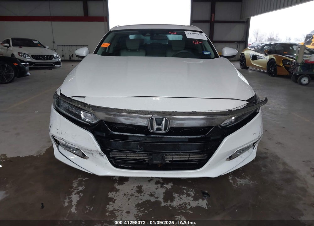 2019 HONDA ACCORD VIN: 1HGCV1F47KA026379