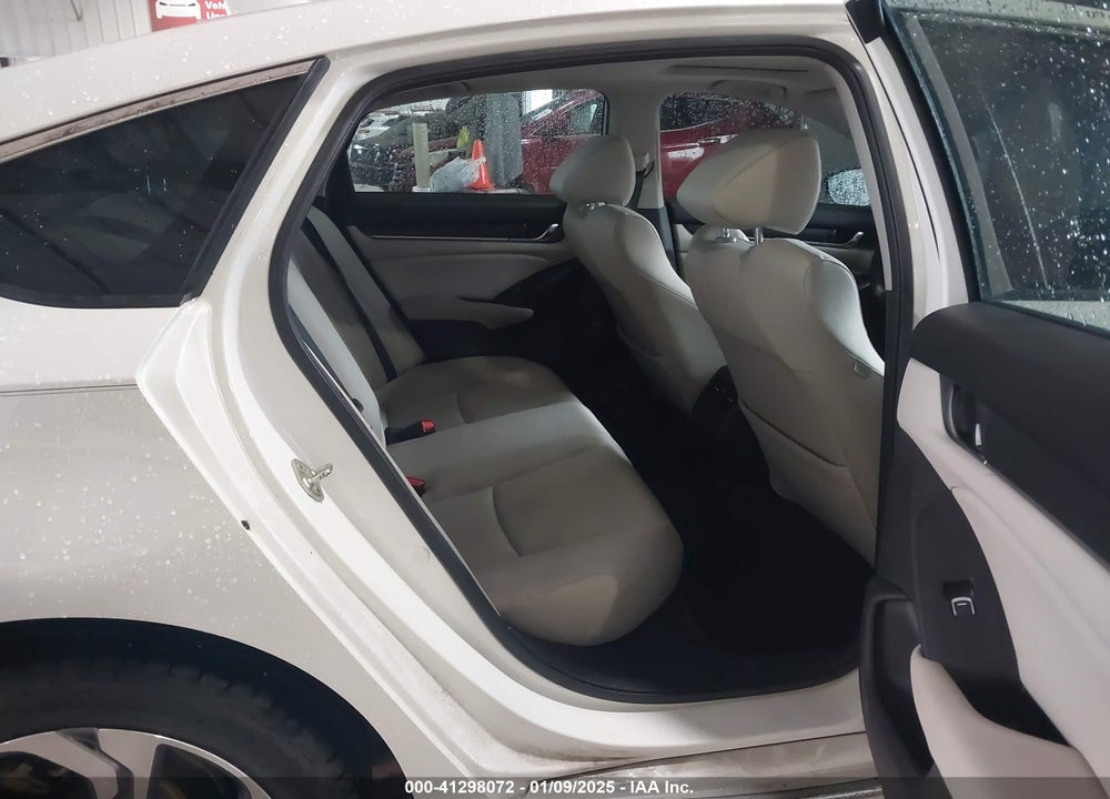 2019 HONDA ACCORD VIN: 1HGCV1F47KA026379