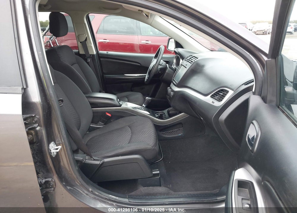 2018 DODGE JOURNEY SXT VIN: 3C4PDCBB3JT277345
