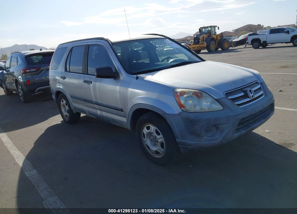 2005 HONDA CR-V LX VIN: JHLRD68565C003539