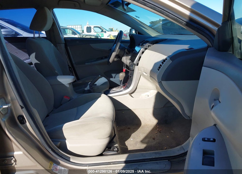 2010 TOYOTA COROLLA LE VIN: 1NXBU4EE0AZ233827