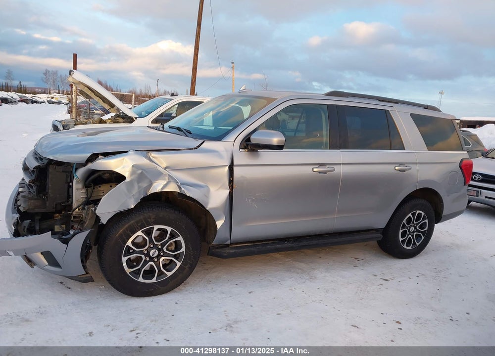 2024 FORD EXPEDITION XLT VIN: 1FMJU1J83REA40474