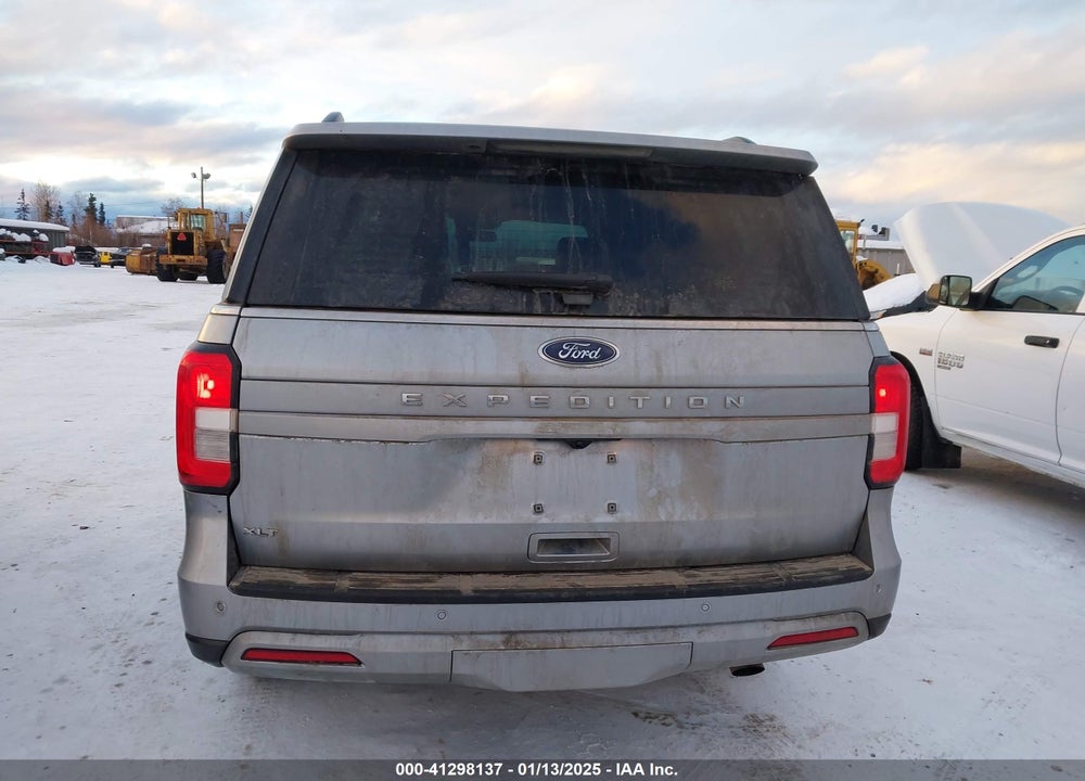 2024 FORD EXPEDITION XLT VIN: 1FMJU1J83REA40474