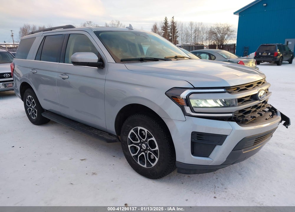 2024 FORD EXPEDITION XLT VIN: 1FMJU1J83REA40474
