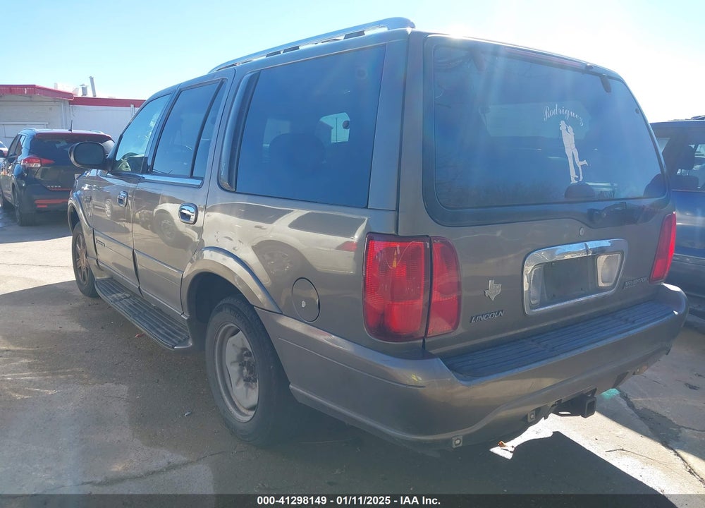 2001 LINCOLN NAVIGATOR VIN: 5LMEU27R41LJ31080