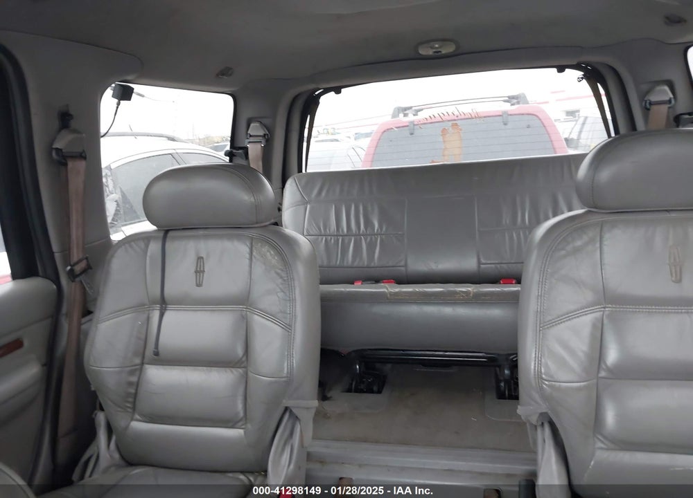 2001 LINCOLN NAVIGATOR VIN: 5LMEU27R41LJ31080