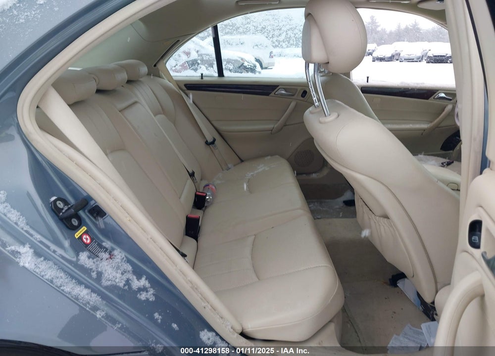 2005 MERCEDES-BENZ C 240 LUXURY 4MATIC VIN: WDBRF81J15F610391